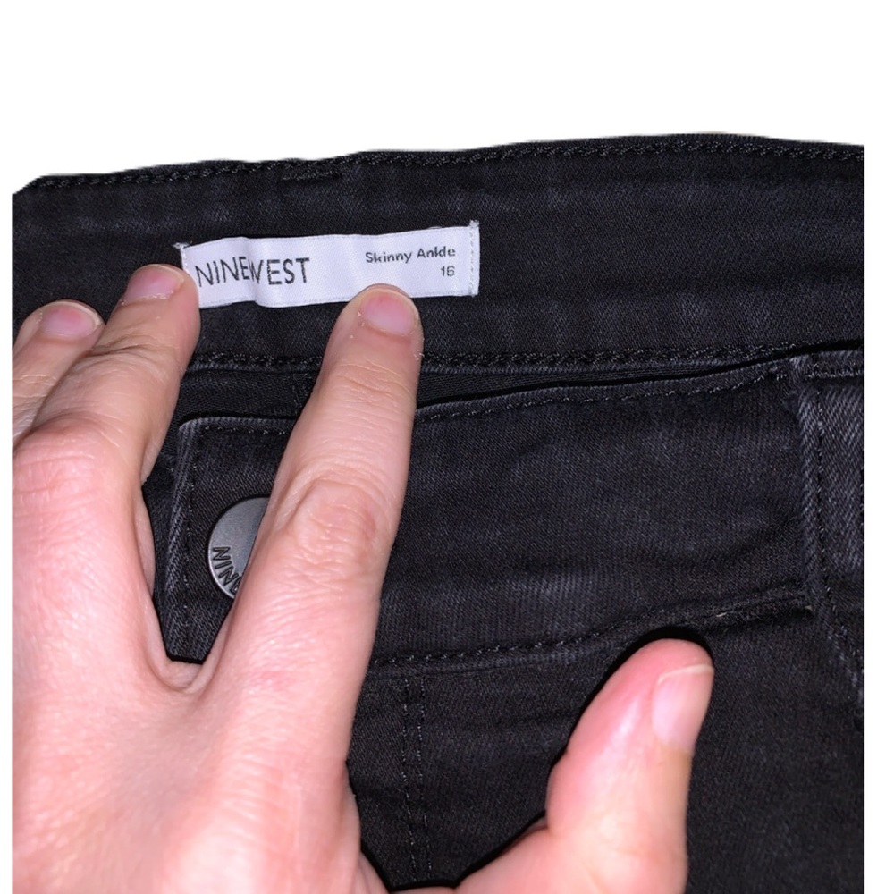 Nine West Black Ankle & Cropped‎ Jeans - Picture 3 of 3